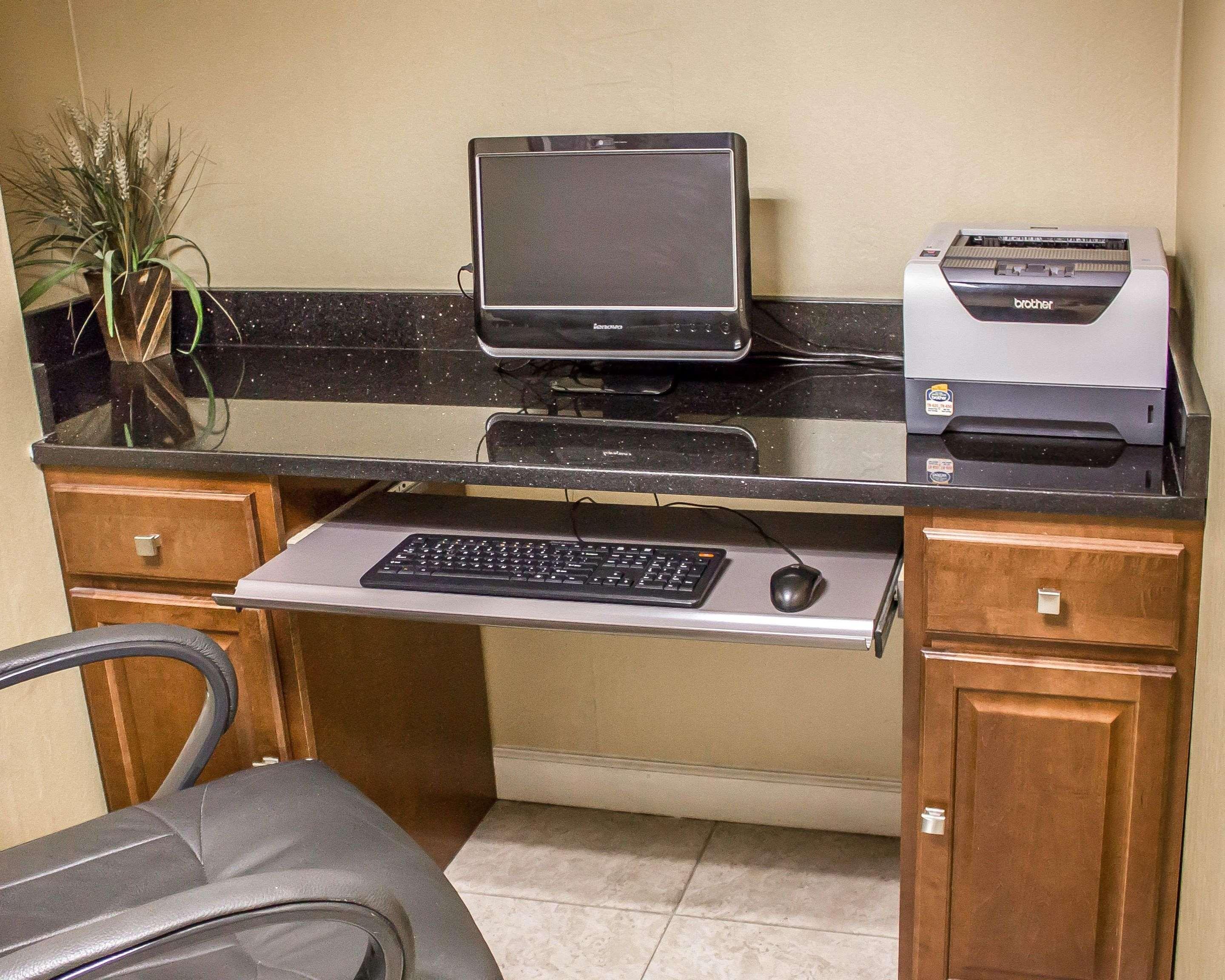Comfort Inn Wethersfield - Hartford Екстериор снимка